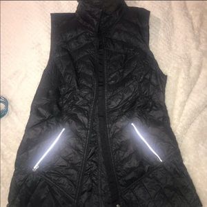 luluemon thin down vest